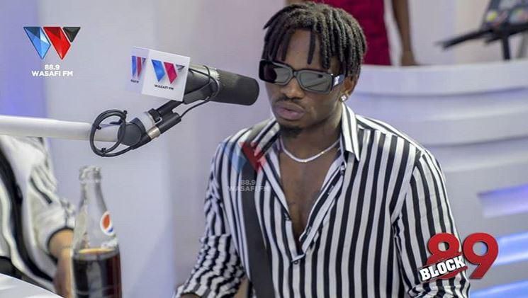 Diamond Platnumz meets his father for the first time, makes peace (Wasafi)