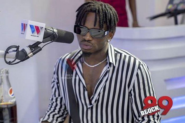 Diamond Platnumz meets his father for the first time, makes peace (Wasafi)