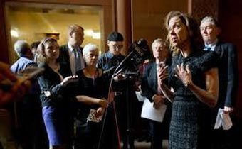 N.Y. bill would require lockup of guns around children