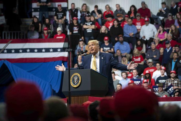 Trump Decries Selection of 'Parasite' as Best Picture