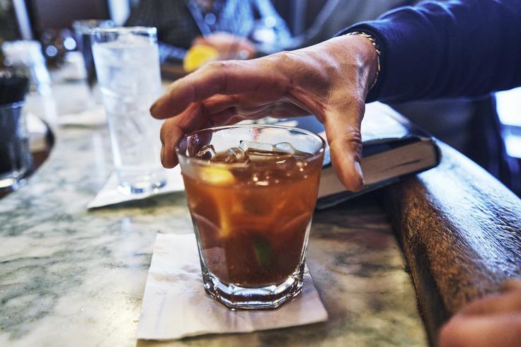 One in 10 Older Adults Binge Drinks, Study Says