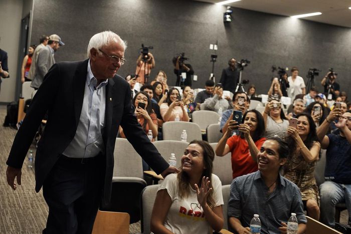 Working Families Party, a Major Progressive Force, Endorses Warren