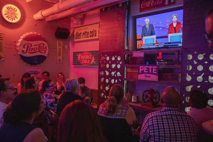 CNN's Democratic Debates Give Conflict a Reality-TV Boost