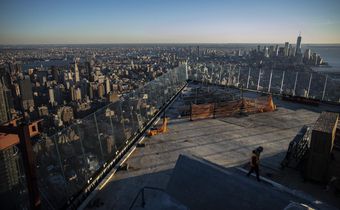 Deal for Amazon Pales Against Aid to Hudson Yards