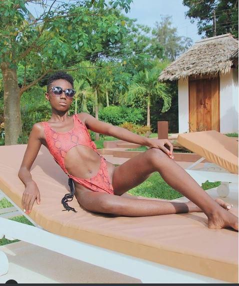 Fans roast Rue baby after posting this Bikini picture