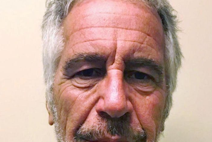 Epstein's Autopsy 'Points to Homicide,' Pathologist Hired by Brother Claims