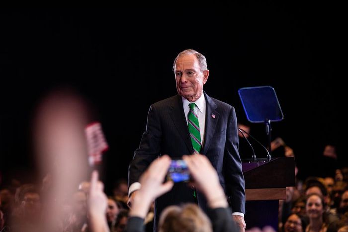 Bloomberg Greets Public Failure With Public Emotion. He's Not Used to Either.