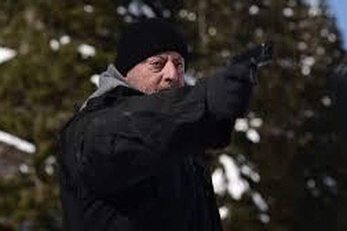 'Cold Blood' review: The hit man and the hottie