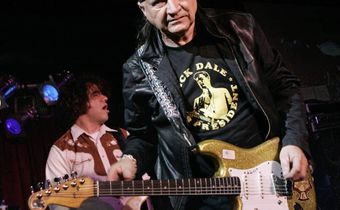 Dick Dale, king of the surf guitar, is dead at 81