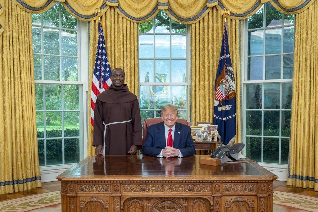 US President Donald Trump with teacher Peter Tabichi
