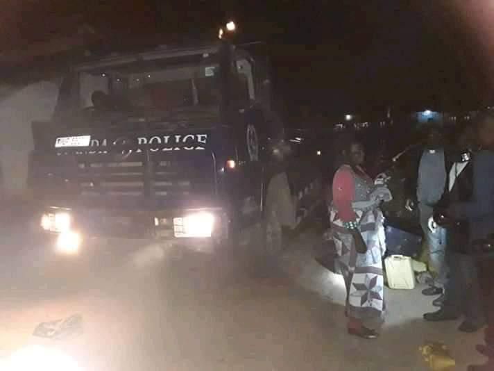 ___9095919___2018___11___12___13___Drx4Y8SX0AEo2Ny_2