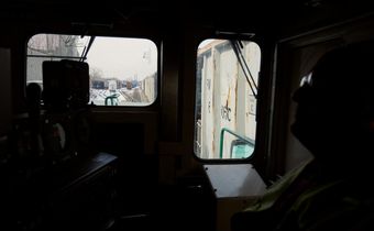 A Mystery Train Takes No Passengers, but It Eases Gridlock