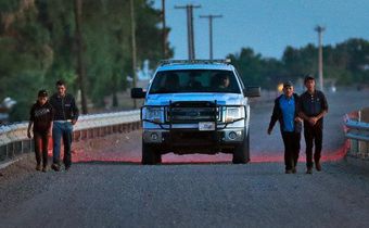 Yuma declares emergency in bid for help handling surge in migrants