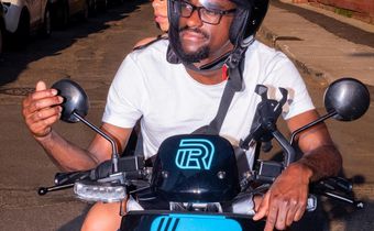 Now Crowding New York's Streets: Rented Mopeds Going 30 MPH