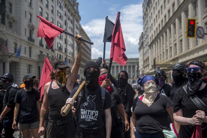 Far-Right Groups Face Off With Counterprotesters in Washington