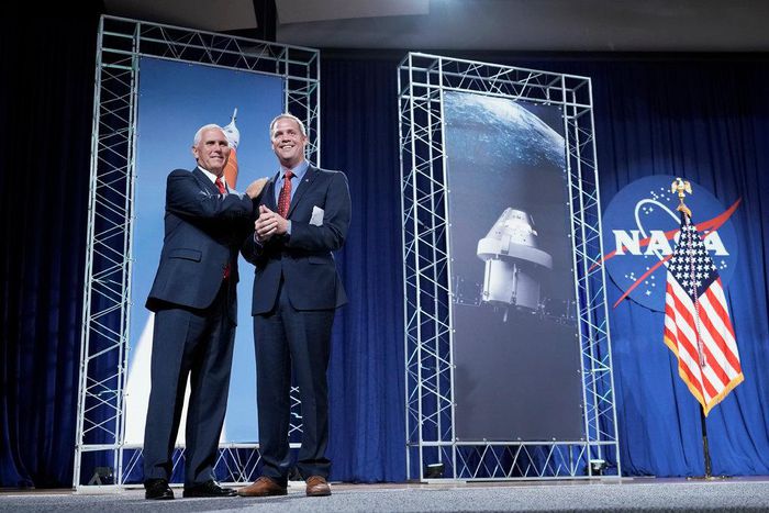 Can Trump put NASA astronauts on the moon by 2024? It's unlikely
