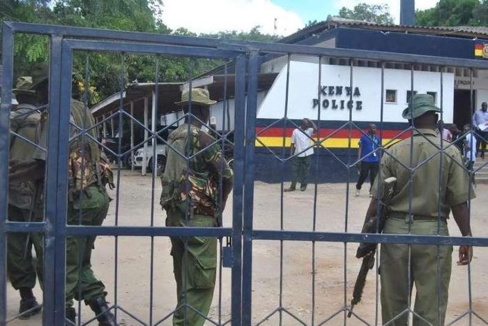 File image of police officers at a police station MCA Fred Nyachae Omaiyo has been arrested for allegedly defiling a 17 year old student in Kisii