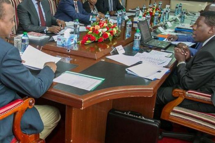File image of President Uhuru Kenyatta chairing a past Cabinet meeting.