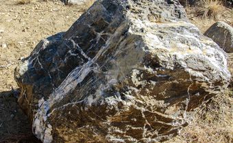 1-Ton Wizard Rock Vanished in Arizona. Just as Mysteriously, It Returned.