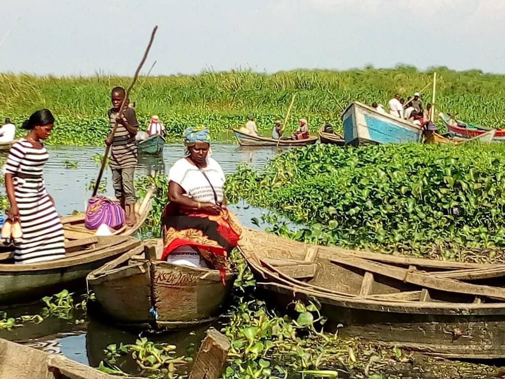 Boats from Kasenyi in DR-Congo Carrying refugees coming from Beni via kamunga entry point into Ntoroko, Uganda