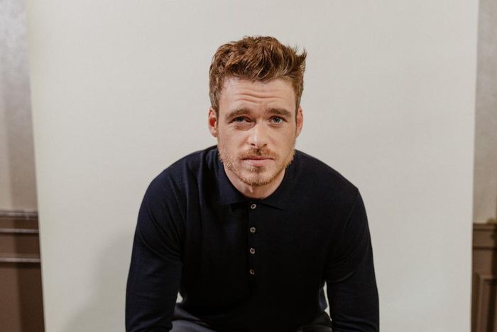 Richard Madden Knows About Spoilers. Just Don't Ask Him About Bond.
