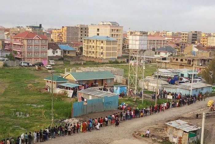 Crazy queues as Kenyans rush to beat Huduma Namba deadline