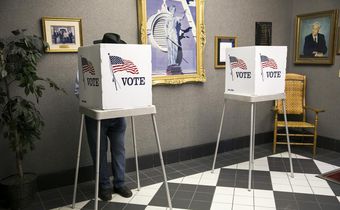 U.S. Report Finds Russians Meddled, but Could Not Crack Voting Systems