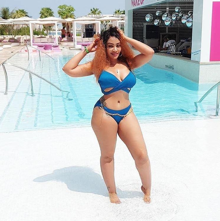 Zari Hassan’s rude response to fan after stepping out in Bikini