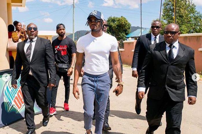 Diamond Platnumz. He has announced that his Saturday night Wasafi Festival show which was cancelled would be repeated on Sunday