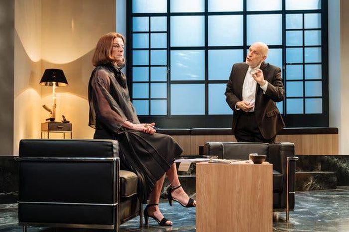 A huge mamet misfire in a #metoo drama