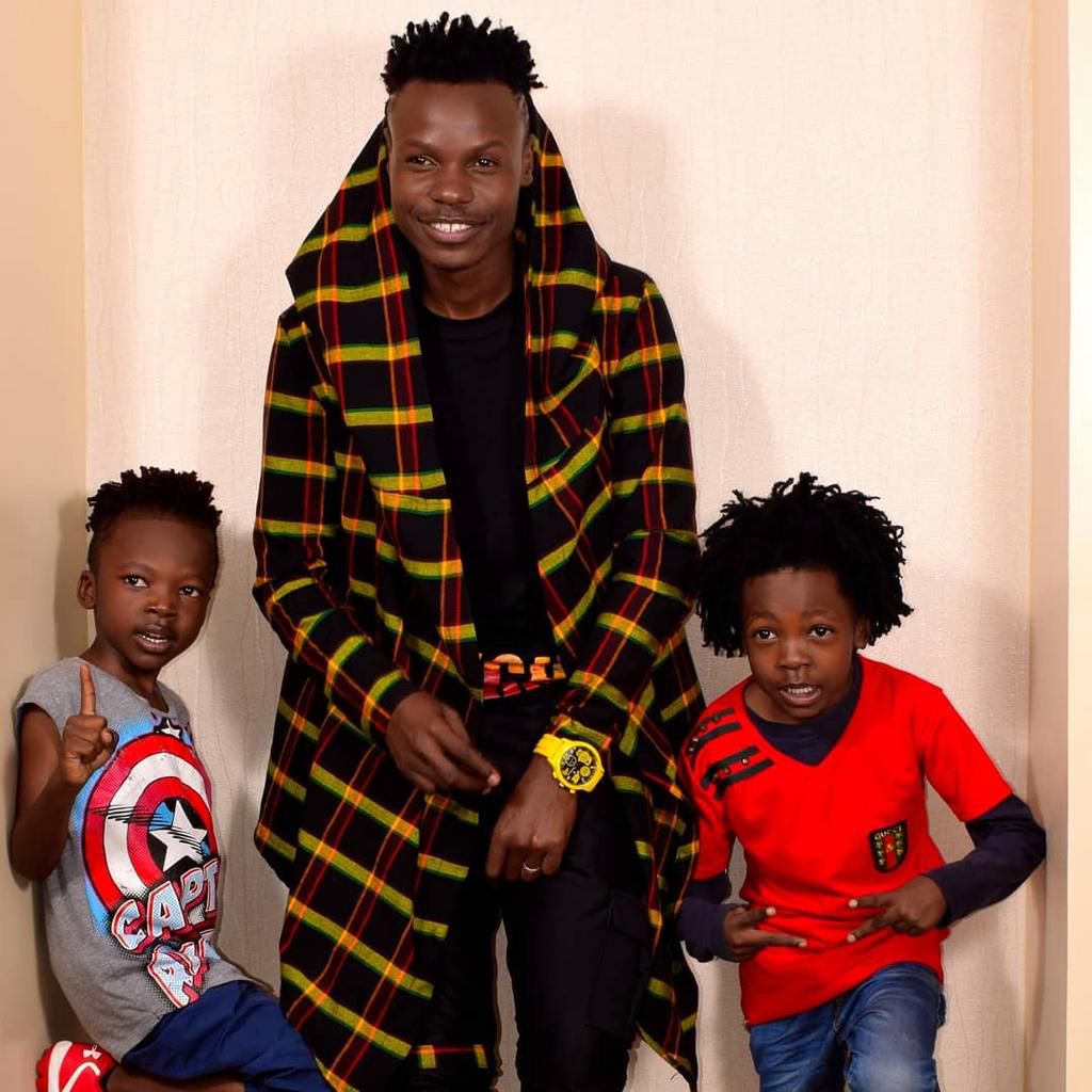 Eko Dydda and his family