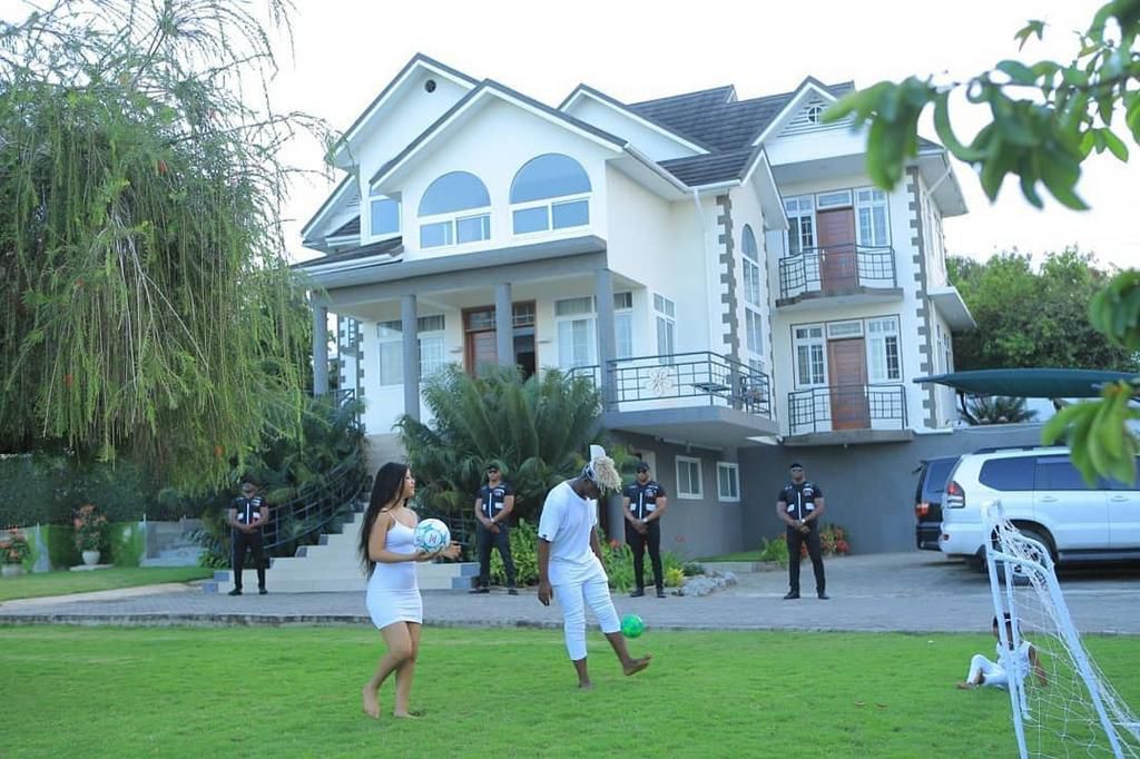 Check out the luxurious Mansion Rayvanny stays in (Photos)