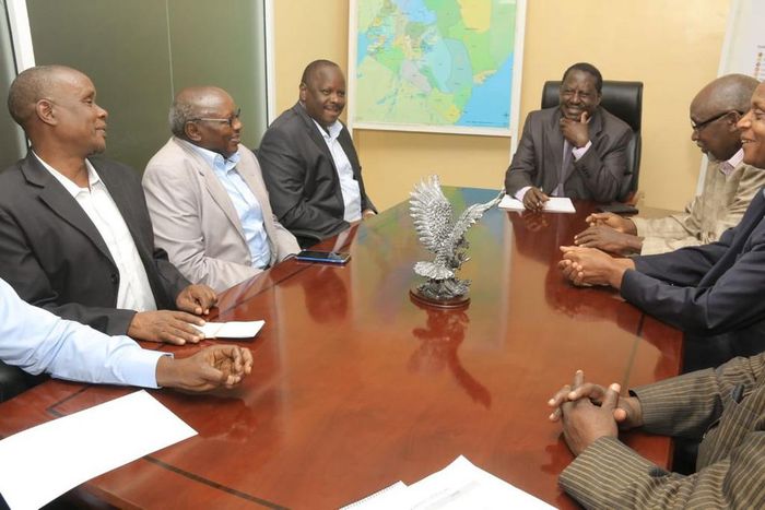 Raila Odinga meeting a delegation led by former Bomet Governor Isaac Ruto