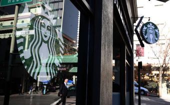Starbucks apologizes after six police officers in Arizona say they were asked to leave