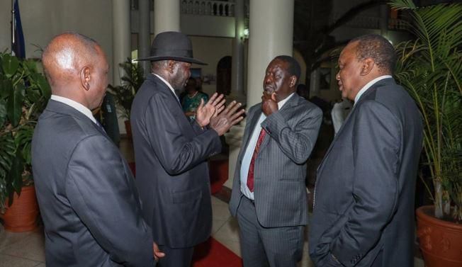 South Sudan President Salva Kiir, President Uhuru Kenyatta, Deputy President William Ruto and former Primer Raila Odinga during the dinner at State House