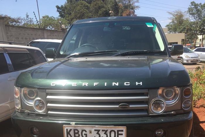Range Rover discovered in a compound belonging to an official of the Nairobi City Council (Twitter)