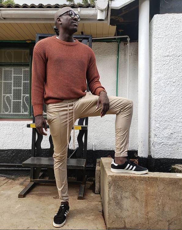 Ladies go wild as Sauti Sol singer Bien Aime shows off his “manhood”
