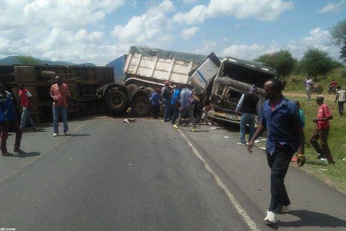 2 killed in tragic Sunday morning accident, several rushed to hospital