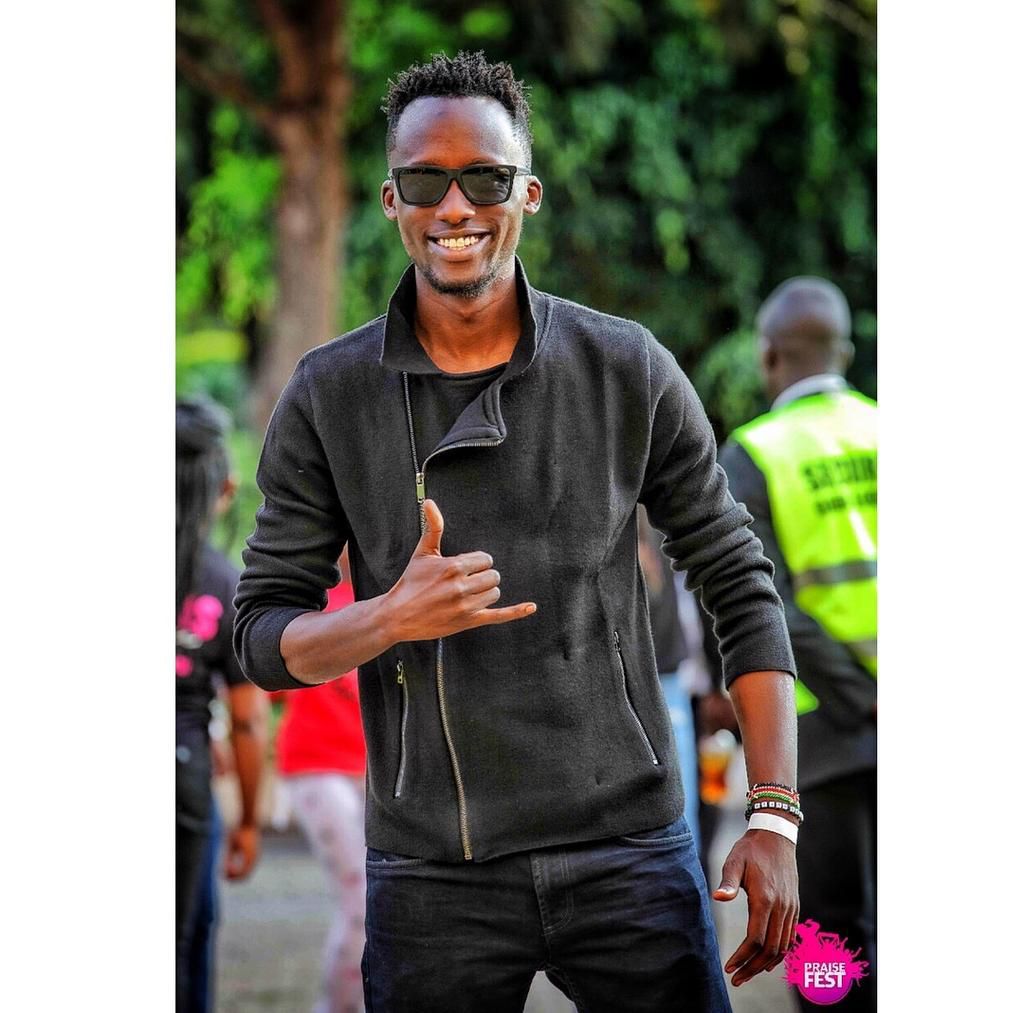 Xtian Dela with Kamene Goro