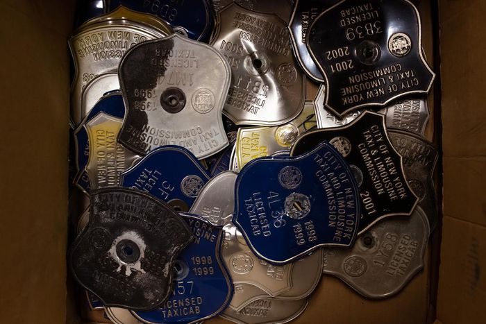 Nail Clippers, a Parking Meter and a River Barge: This Is NYC's Yard Sale