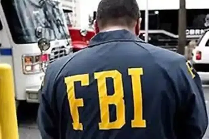 FBI arrests leader of right-wing militia that detained migrants in new Mexico