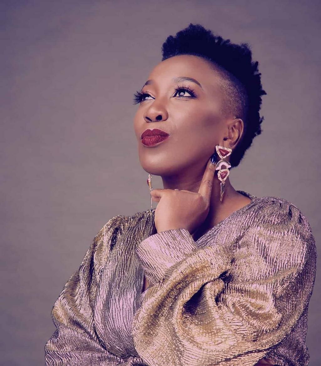 Singer Wahu responds after being accused of publicizing her donations to the poor