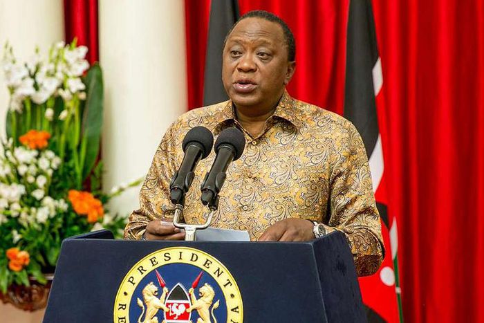 President Uhuru Kenyatta gives orders following DP William Ruto assassination claims