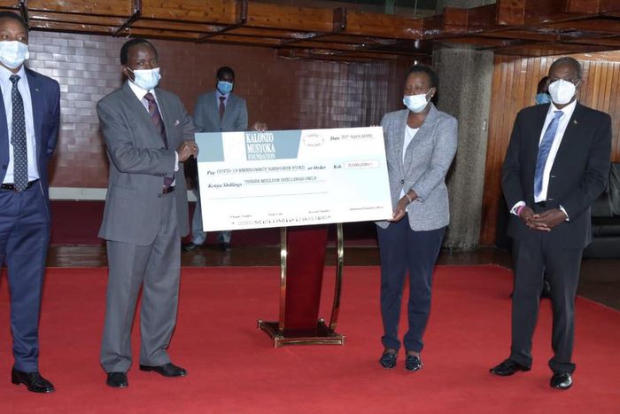 Kalonzo Musyoka becomes the first politician to publicly contribute to Covid19 fund