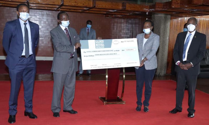 Kalonzo Musyoka becomes the first politician to publicly contribute to Covid19 fund