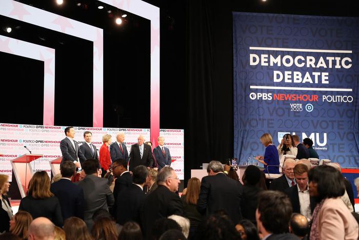 Democratic Candidates Go on the Attack, and Buttigieg Is the Target