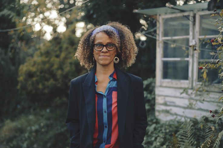 'Girl, Woman, Other,' a Big, Busy Novel About New Ways of Living