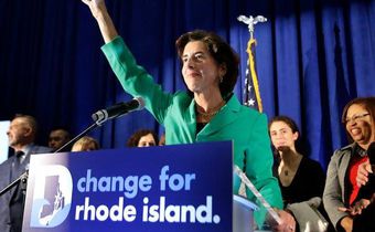 Anxious Democratic governors urge 2020 field not to veer too far left
