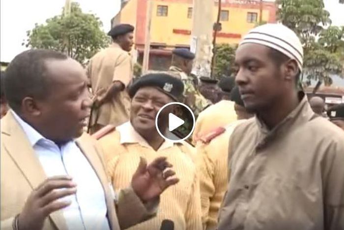 Bold youth confronts Matiang’i’s officers – tells them only bhang can save Uhuru’s legacy