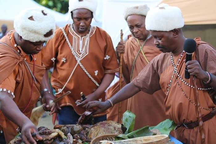 ___8781075___2018___8___28___17___kikuyu-tradition-3